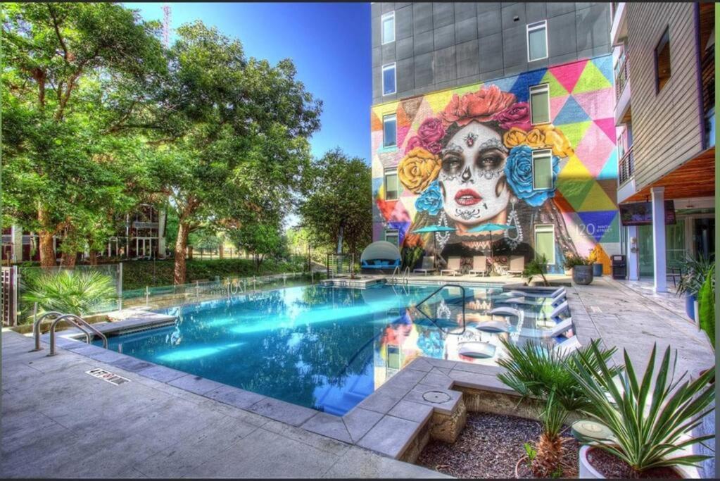 Riverwalk Penthouse Oasis W/Free Parking Gym Pool San Antonio Buitenkant foto