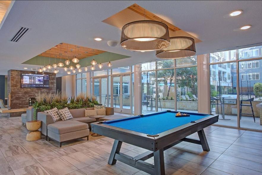 Riverwalk Penthouse Oasis W/Free Parking Gym Pool San Antonio Buitenkant foto