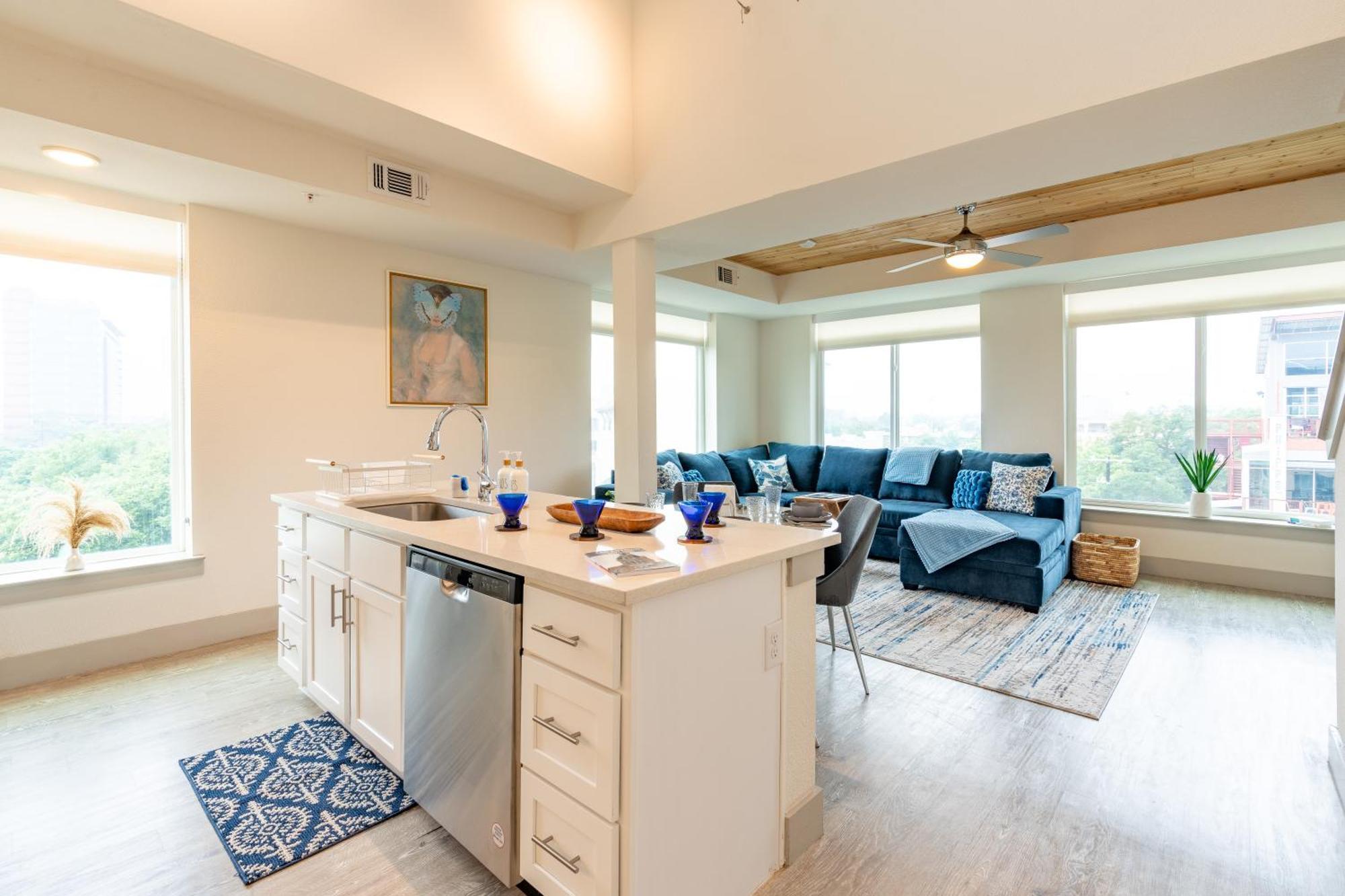 Riverwalk Penthouse Oasis W/Free Parking Gym Pool San Antonio Buitenkant foto