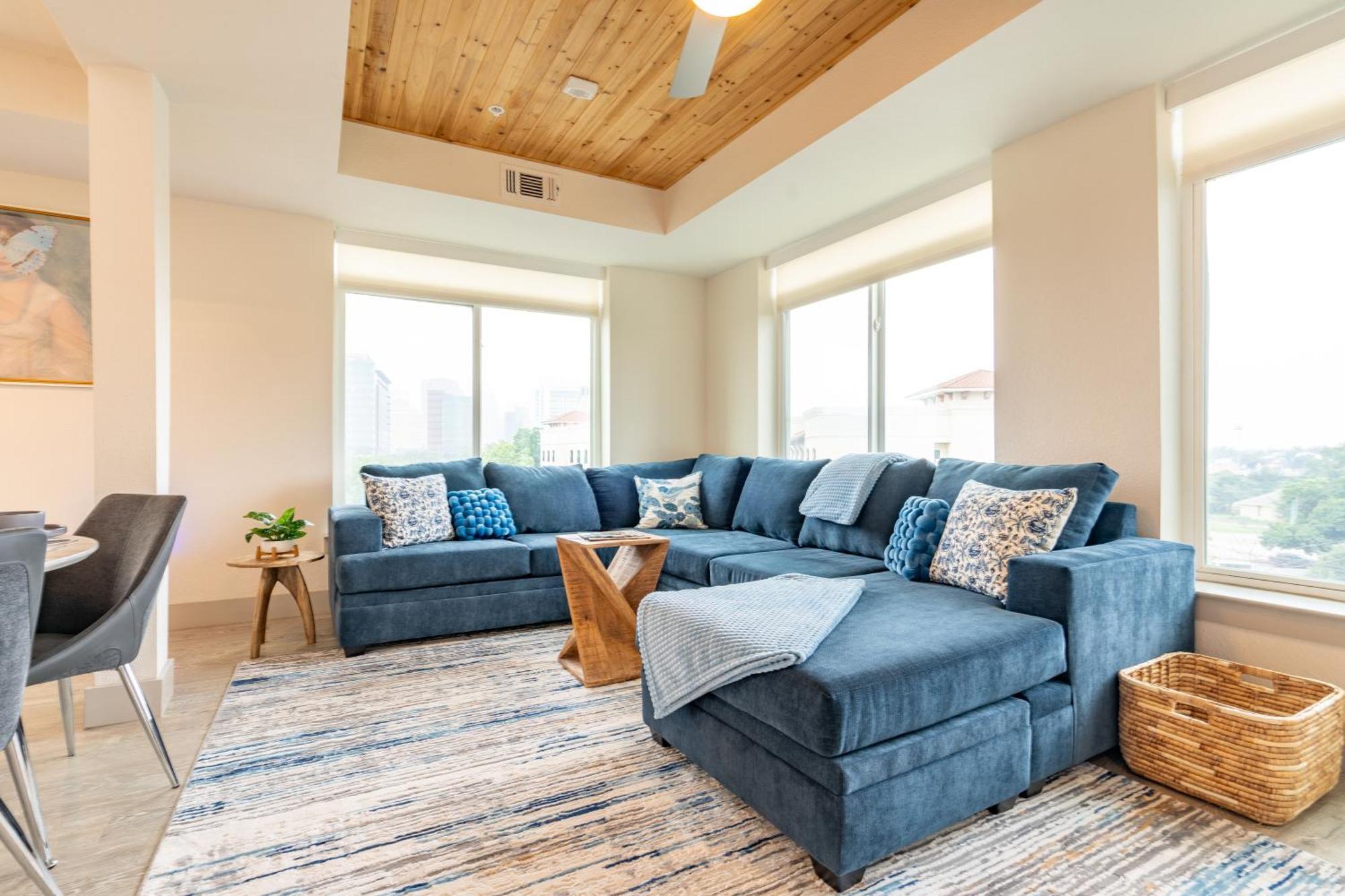 Riverwalk Penthouse Oasis W/Free Parking Gym Pool San Antonio Buitenkant foto
